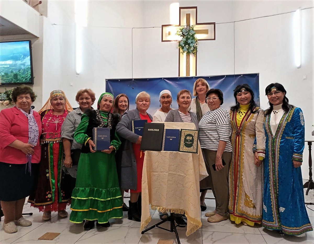 Презентация в церкви ЕХБ_1 (2).jpg