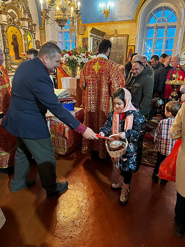 Пасхальные истории и раскраски для детей в храме_1.png