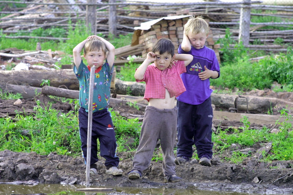 Дети разрухи. Сибирь 2012 г..jpg