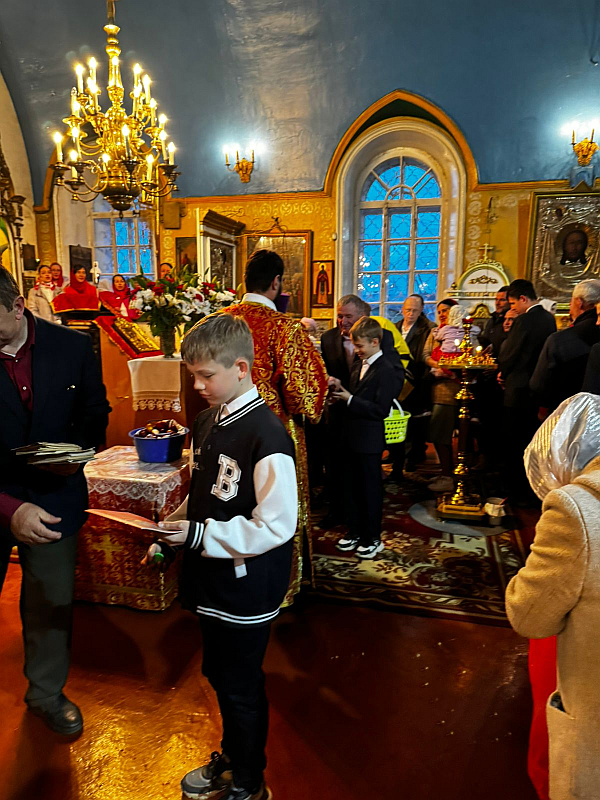 Пасхальные истории и раскраски для детей в храме_2.png